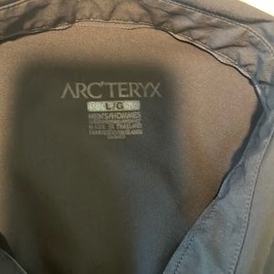 Arc’teryx short size L